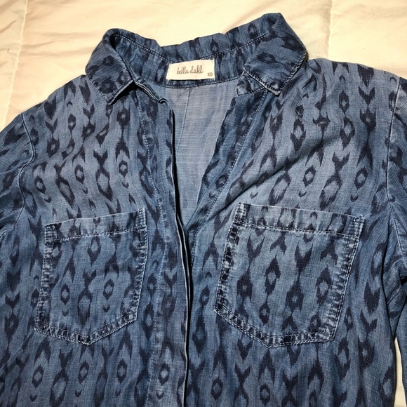 Bella Dahl Split Back Button Down - Picture 2 of 7